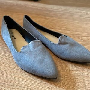 Gray Ataiwee Flats (Size 7.5) - Never Worn